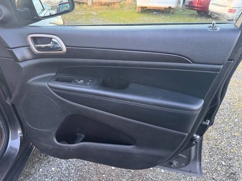 Used 2014 Jeep Grand Cherokee Altitude image 22