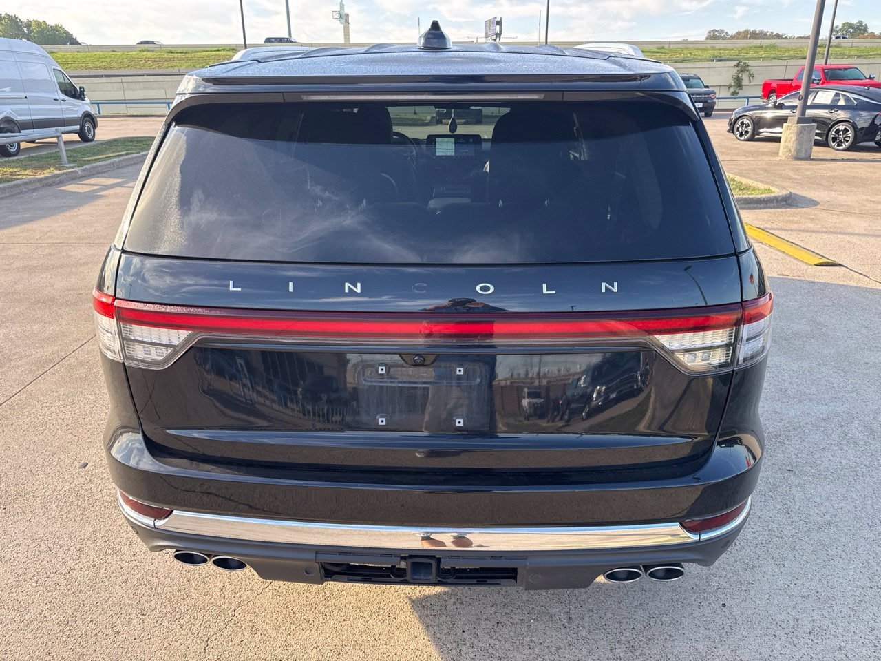 Used 2025 Lincoln Aviator 2WD w/ Equipment Group 101A image 8