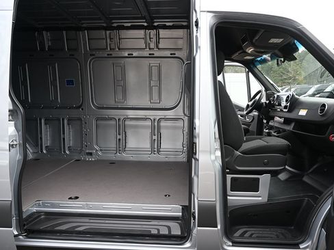 Used 2026 Mercedes-Benz Sprinter 3500 image 22