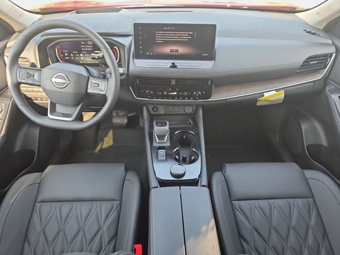 New 2026 Nissan Rogue Platinum w/ Platinum Premium Package AWD/4WD image 9