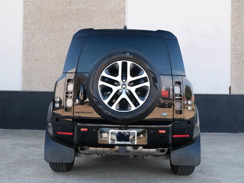 Used 2023 Land Rover Defender 110 X image 16