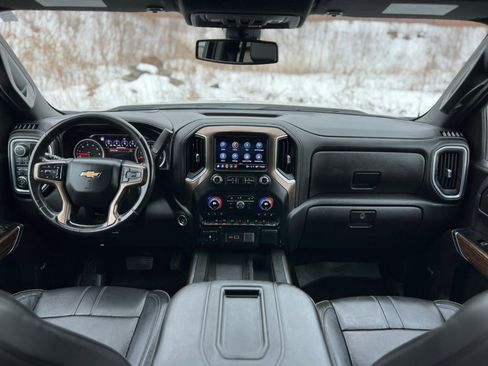 Used 2022 Chevrolet Silverado 1500 High Country w/ Safety Package II image 10