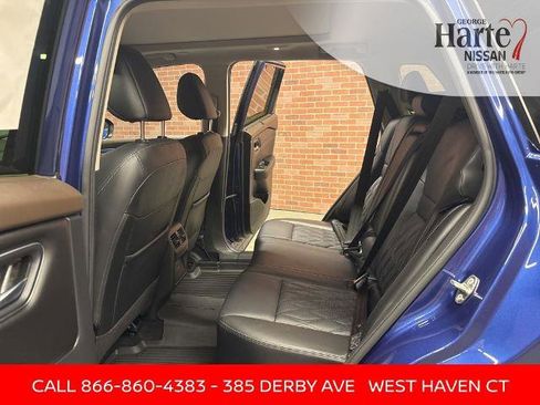 Certified 2023 Nissan Rogue Platinum image 21