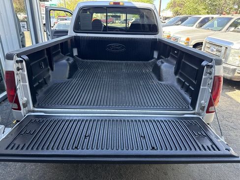 Used 2001 Ford F250 XLT RWD image 25