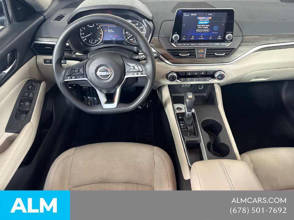 Used 2025 Nissan Altima 2.5 SV FWD image 25