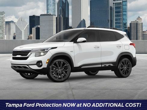 Used 2023 Kia Seltos S image 1