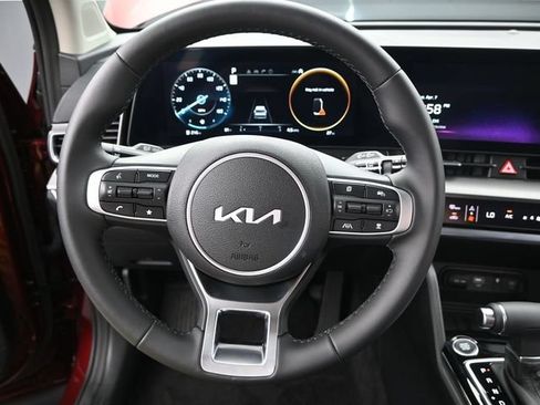 Used 2025 Kia Sportage SX FWD image 5