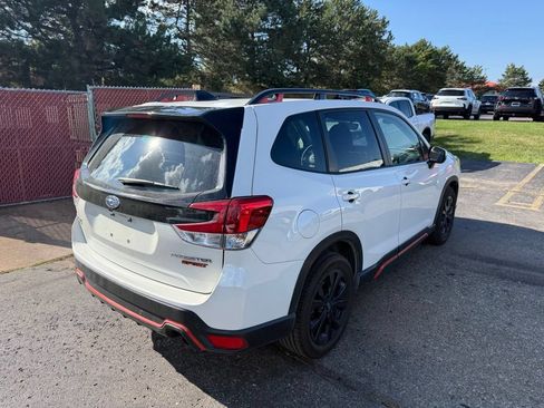 Used 2024 Subaru Forester Sport AWD/4WD image 3