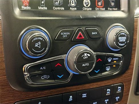 Used 2017 RAM 2500 Laramie w/ Sport Appearance Group image 17