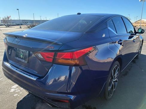 Certified 2023 Nissan Altima 2.5 SR w/ SR Premium Package image 6