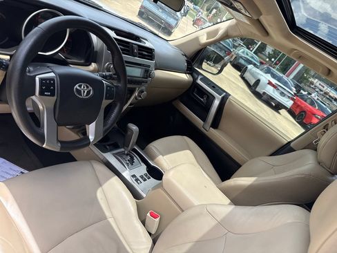 Used 2011 Toyota 4Runner SR5 RWD image 20