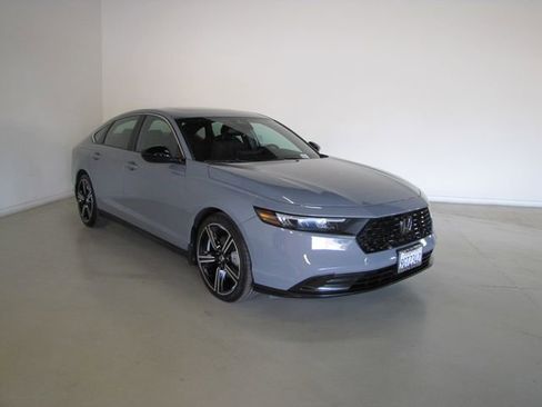 Certified 2023 Honda Accord Sport image 3