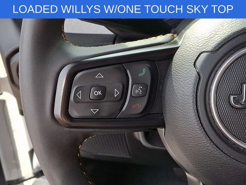 Used 2024 Jeep Wrangler Unlimited AWD/4WD image 20