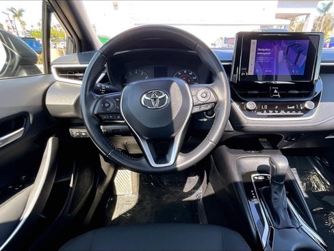 Used 2024 Toyota Corolla SE w/ SE Premium Package FWD image 5