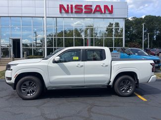 Certified 2025 Nissan Frontier SV video 2