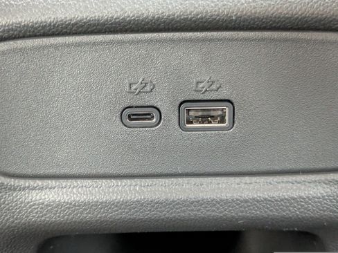 New 2025 Chevrolet Trax LT w/ Driver Confidence Package image 9