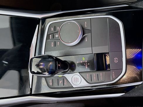 Used 2019 BMW 330i xDrive Sedan w/ Convenience Package image 20