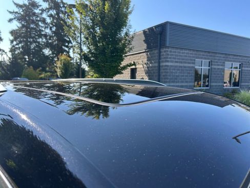 Used 2024 Cadillac XT6 Premium Luxury image 28