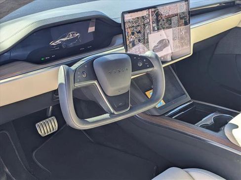 Used 2021 Tesla Model S Long Range image 9