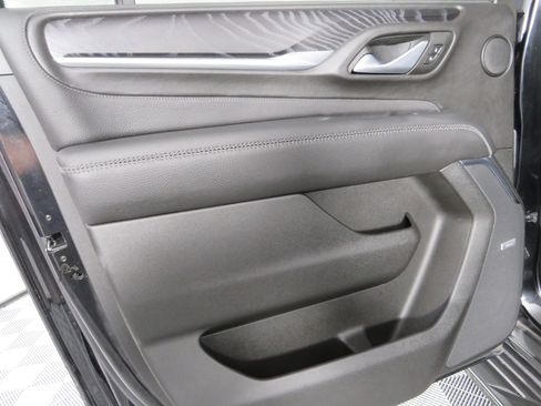 Used 2022 GMC Yukon XL Denali w/ Advanced Technology Package image 53