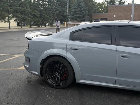 Used 2020 Dodge Charger SRT Hellcat w/ Harman/Kardon Audio Group RWD image 3