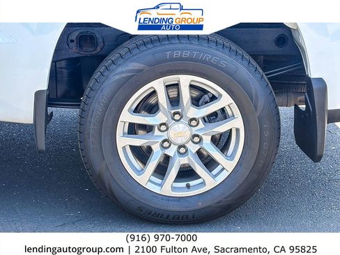 Used 2021 Chevrolet Silverado 1500 LT w/ Z71 Off-Road Package AWD/4WD image 10