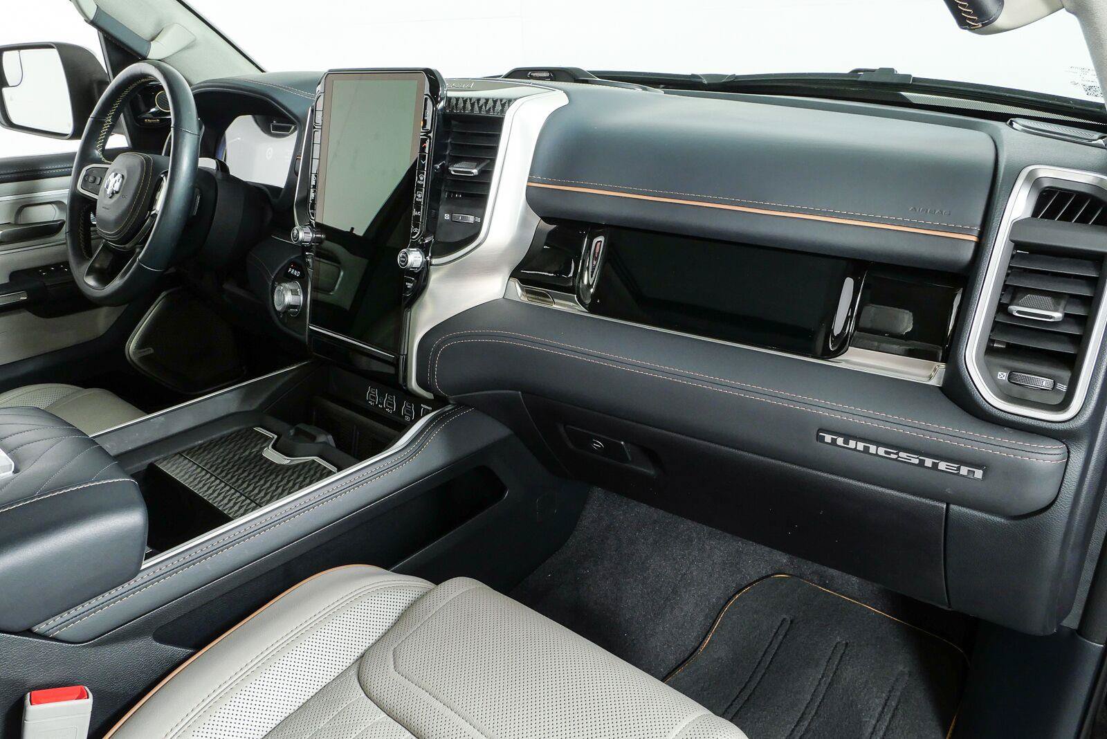 Used 2025 RAM 1500 Tungsten AWD/4WD image 25