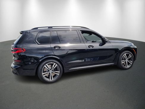 New 2026 BMW X7 M60i image 7