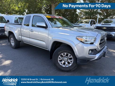 Used 2016 Toyota Tacoma SR5 w/ SR5 Appearance Package (SN) RWD image 1