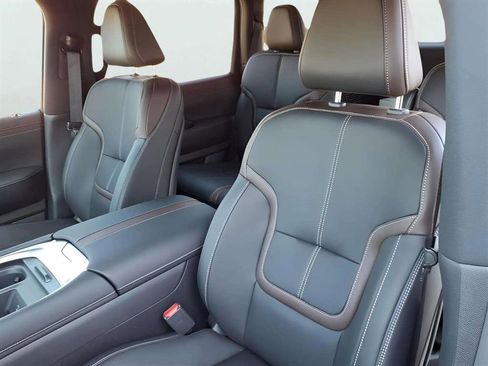 New 2026 Nissan Armada SL w/ Captain's Chari Seat Package image 13