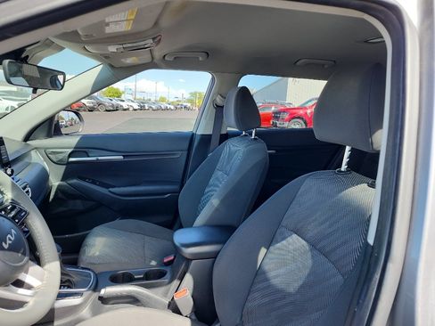 Used 2023 Kia Seltos LX AWD/4WD image 15