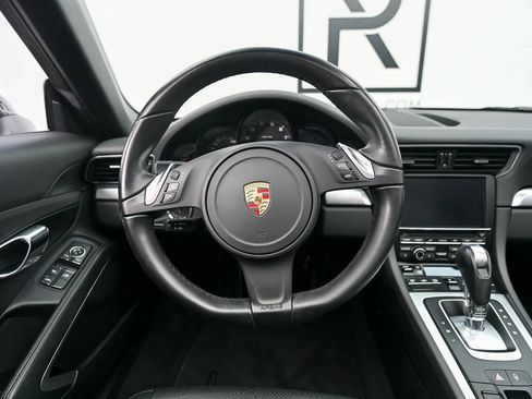 Used 2015 Porsche 911 Carrera 4 AWD/4WD image 6