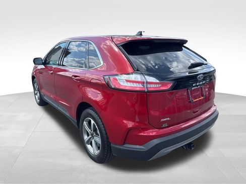 Used 2023 Ford Edge SEL w/ Convenience Package AWD/4WD image 3