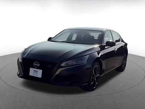Used 2025 Nissan Altima 2.5 SR image 4