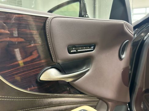 Used 2020 Lexus LS 500 w/ Interior Upgrade Package image 13