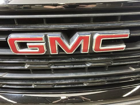 Used 2024 GMC Sierra 1500 Elevation AWD/4WD image 10