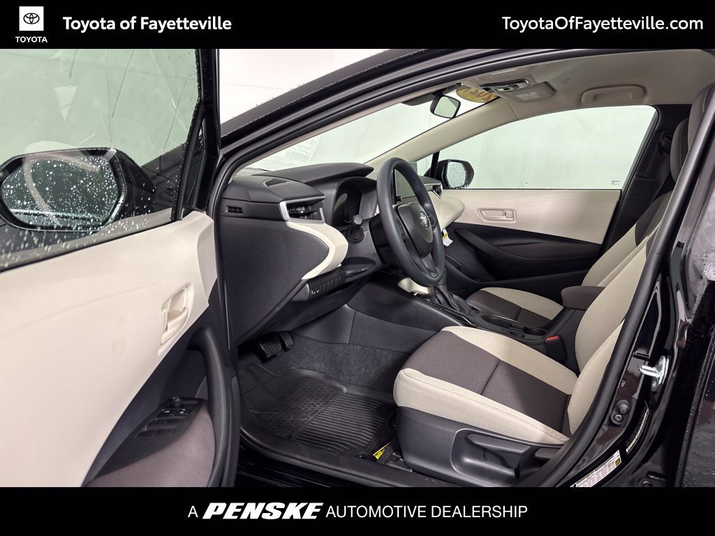 Used 2027 Toyota Corolla LE w/ LE Premium Package FWD image 27