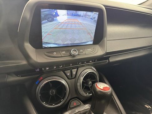 Used 2017 Chevrolet Camaro SS image 20