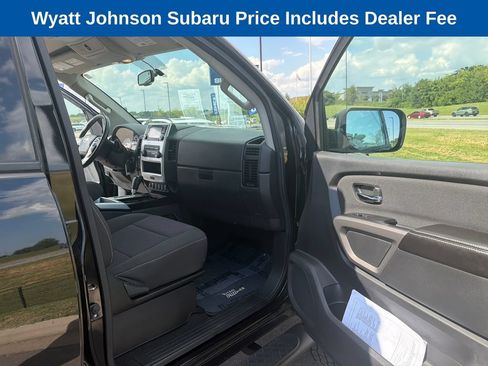 Used 2015 Nissan Titan PRO-4X AWD/4WD image 41