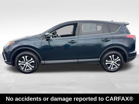 Used 2018 Toyota RAV4 LE w/ Carpet Mat Package AWD/4WD image 2