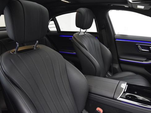Certified 2022 Mercedes-Benz S 500 4MATIC image 16