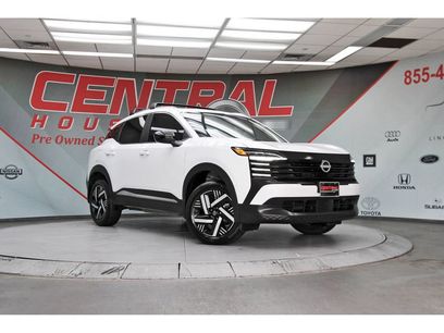 Used 2026 Nissan Kicks SV w/ SV Premium Package
