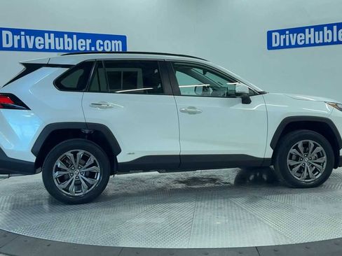 Used 2022 Toyota RAV4 Limited image 8