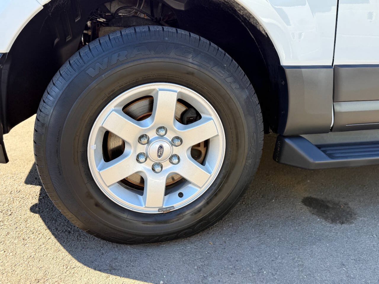 Used 2014 Ford Expedition EL XL AWD/4WD image 36
