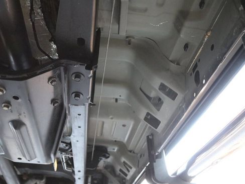 Used 2005 Ford Excursion Limited image 25