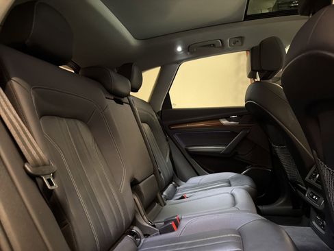 Used 2022 Audi Q5 2.0T Premium Plus w/ Premium Plus Package image 27