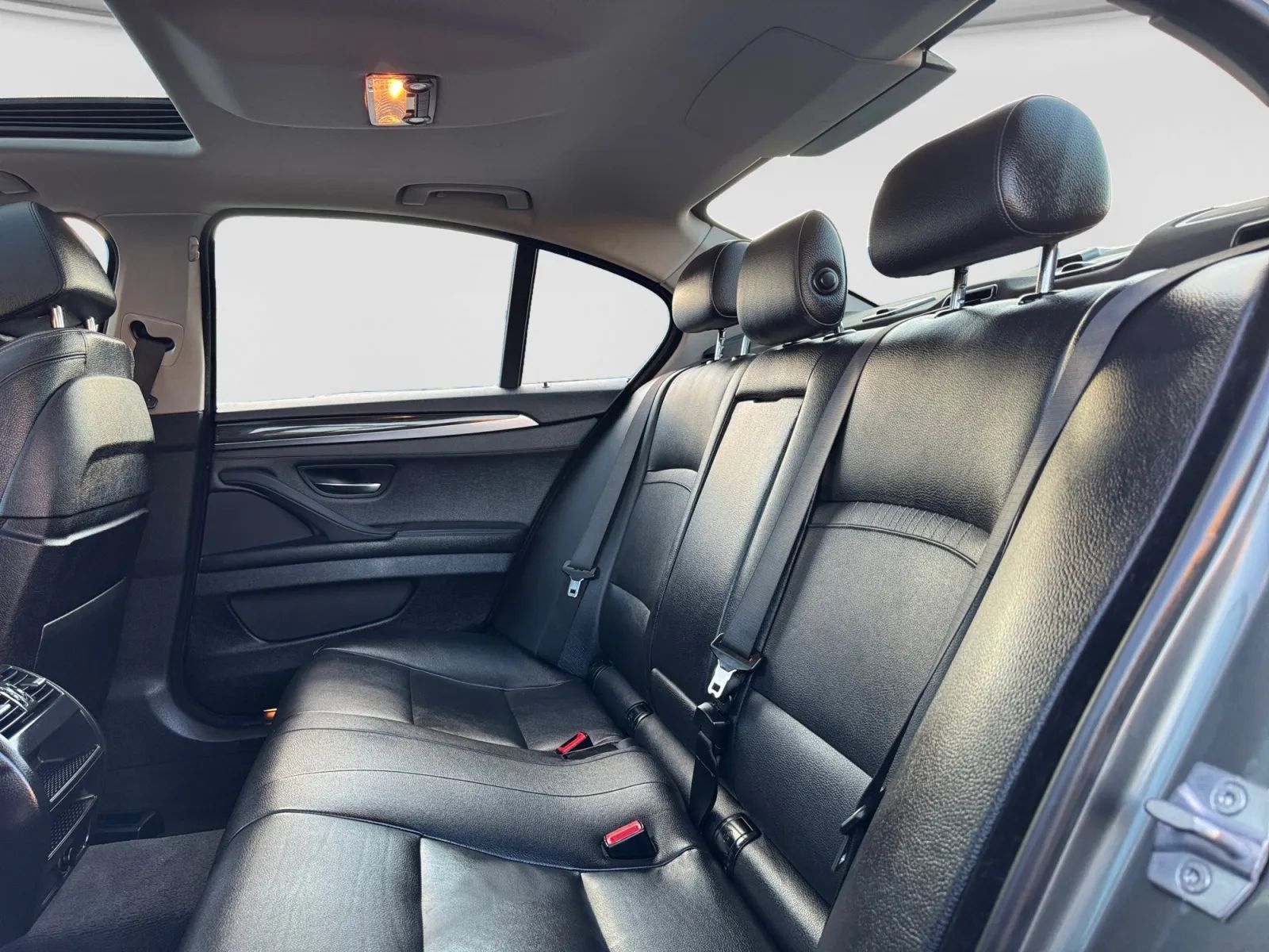 Used 2014 BMW 535d Sedan RWD image 17
