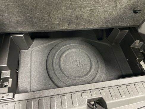 Used 2023 Chevrolet Equinox LT AWD/4WD image 26