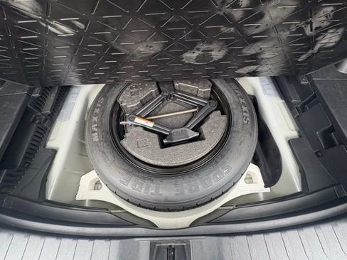 Used 2024 Toyota RAV4 LE image 23