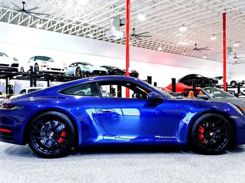 Used 2024 Porsche 911 Carrera 4S w/ Sport Package AWD/4WD image 11